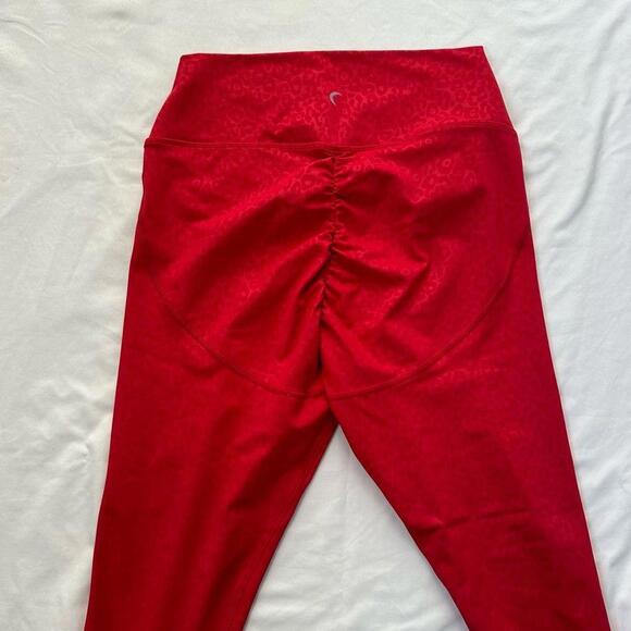 Zyia Red Leopard Print Leggings - Picture 4 of 4